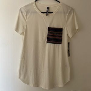 White T-shirt with pocket